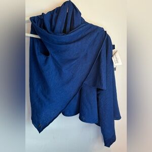 Eddie Bauer Navy Hooded Wrap